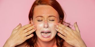 曬傷怎麼辦?公開曬傷脫皮紅痛救急方法! 曬傷